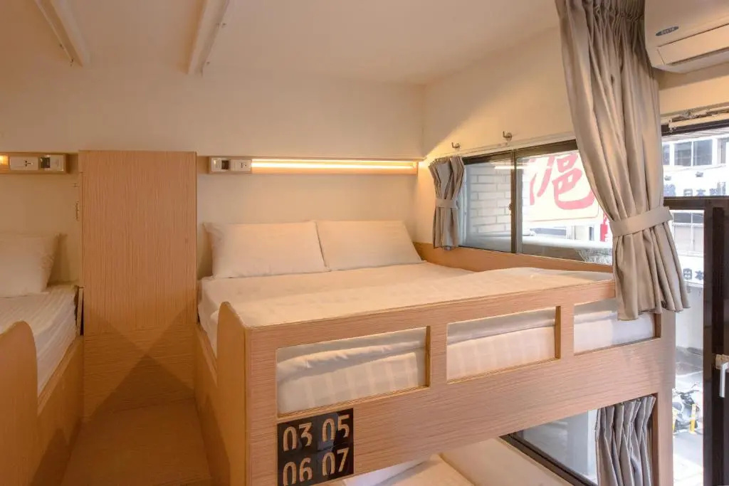 Bed in Dorm (full double bed)