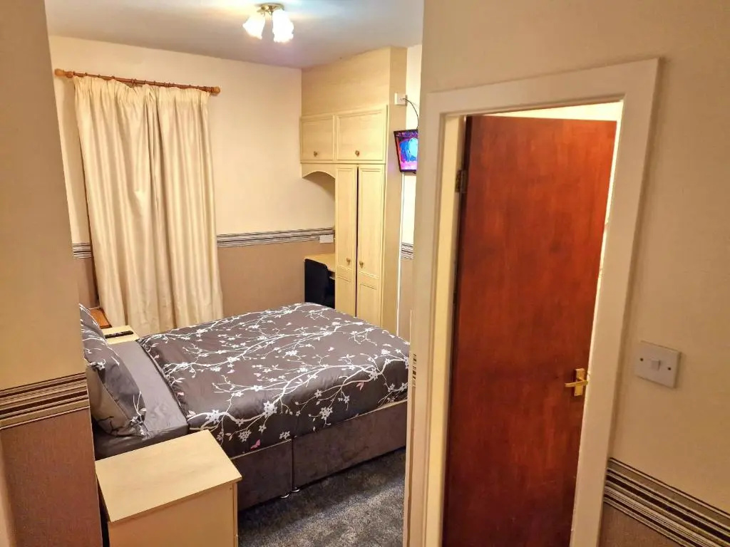 Standard Double room (full double bed)