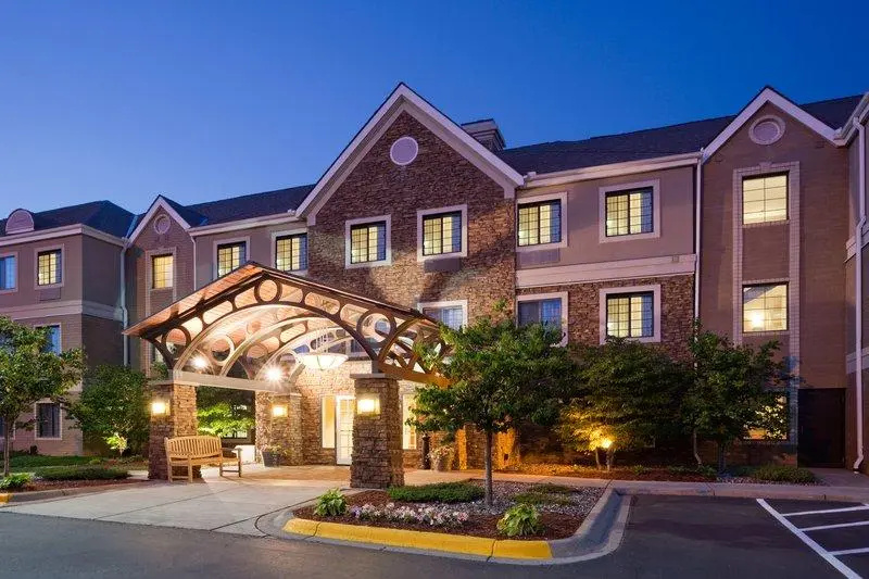 Staybridge Suites MPLS-Maple Grove/Arbor Lakes by IHG - Chambres