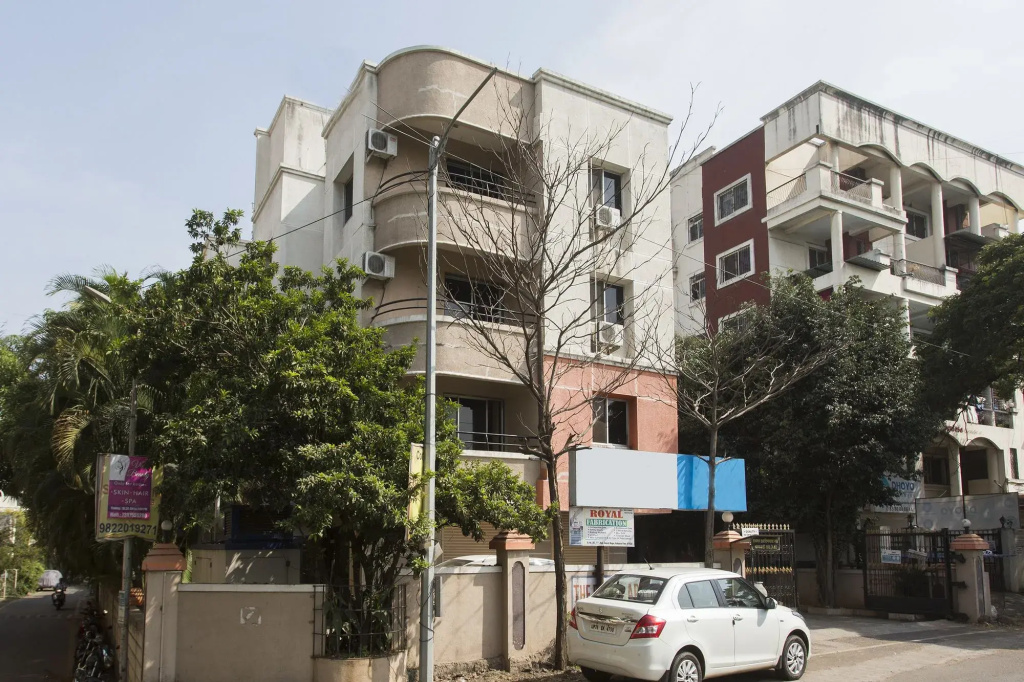 Royal Hospitality Services By OYO Rooms