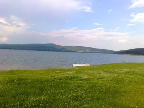 Beach & Waterfront