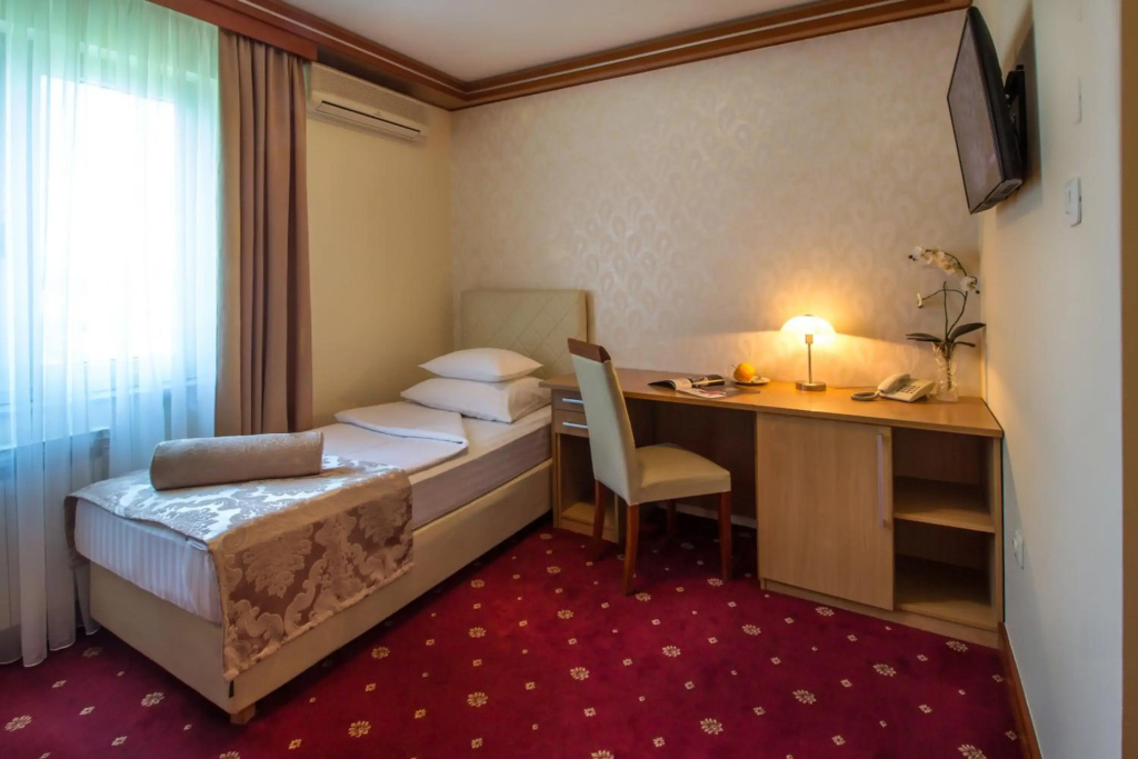 Hotel photo 7