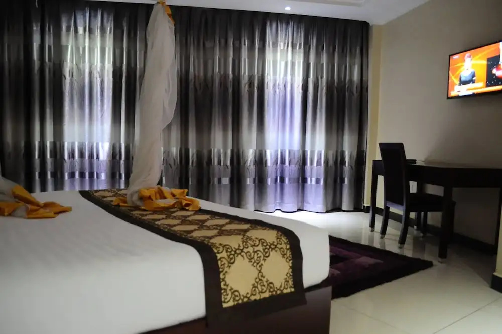 Namayiba Park Hotel - Chambres