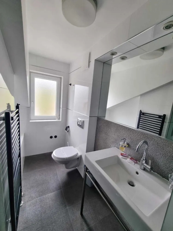 Classic Double room with balcony (full double bed)