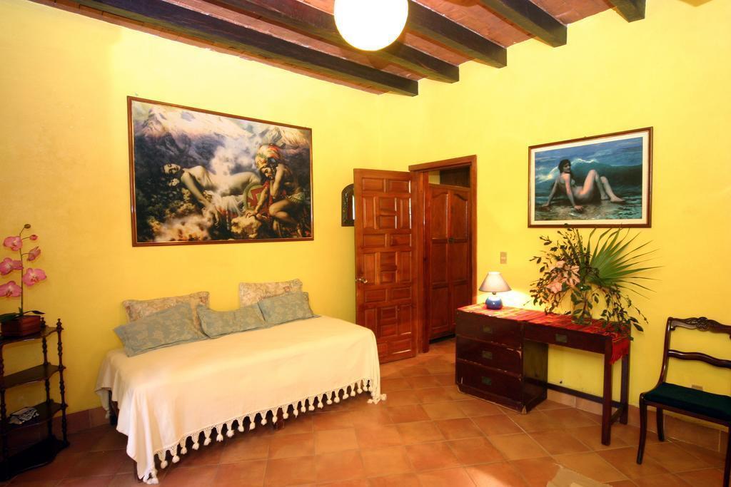 Suites La Hacienda by null