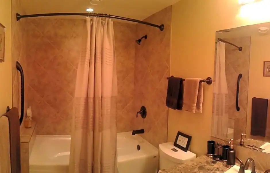 Above Naramata Bed & Breakfast - Chambres