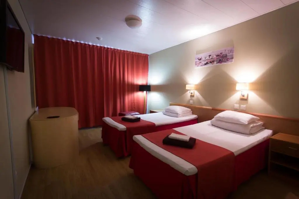 Peoleo Hotell - Chambres