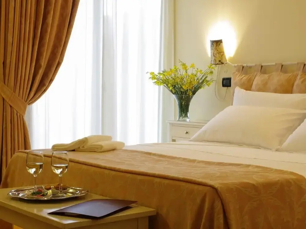 Superior Double room with balcony and with mountain view (full double bed)