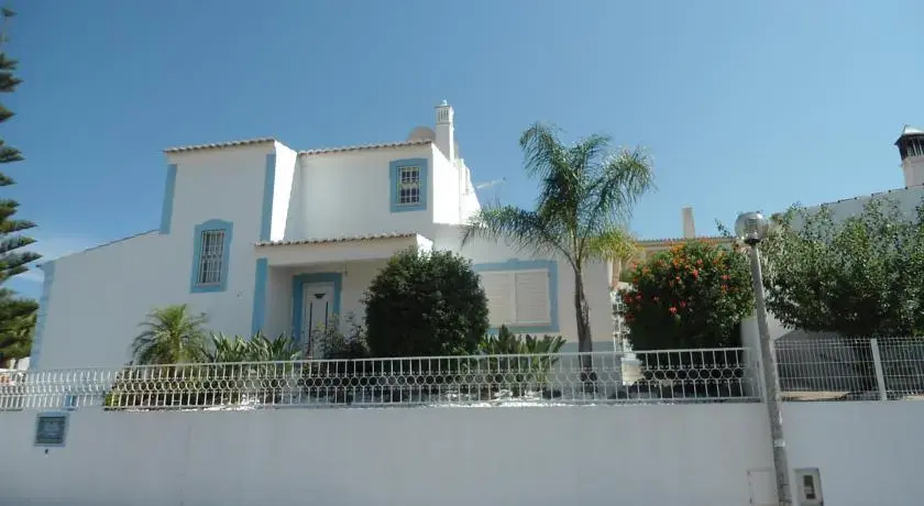 Alamos House