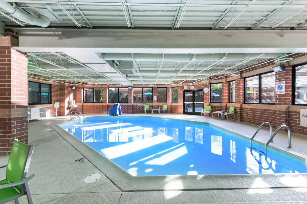 Holiday Inn Express Naperville by IHG - фото 15