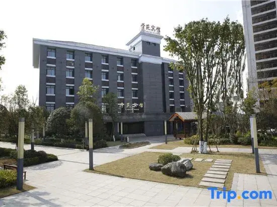 Xueyuan Hotel (Zhongqing Tongnan)