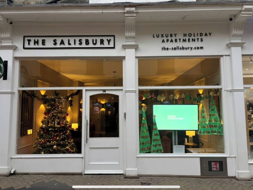 The Salisbury Apartment 202