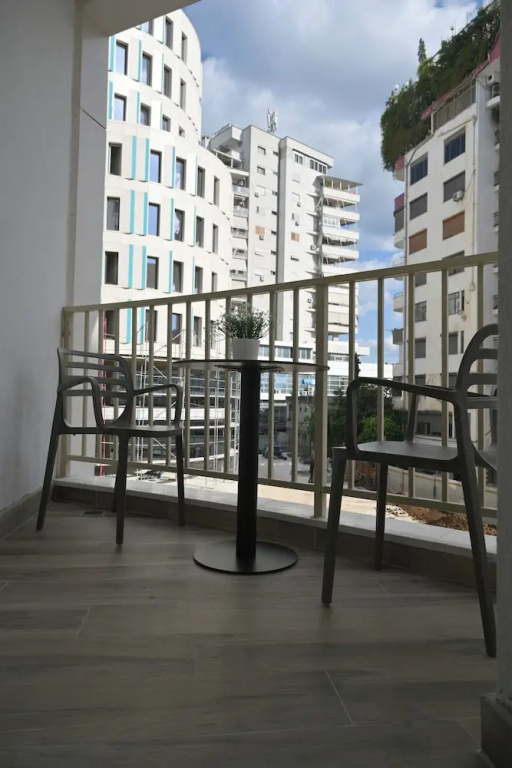 Cosmos Luxury Studio Suites