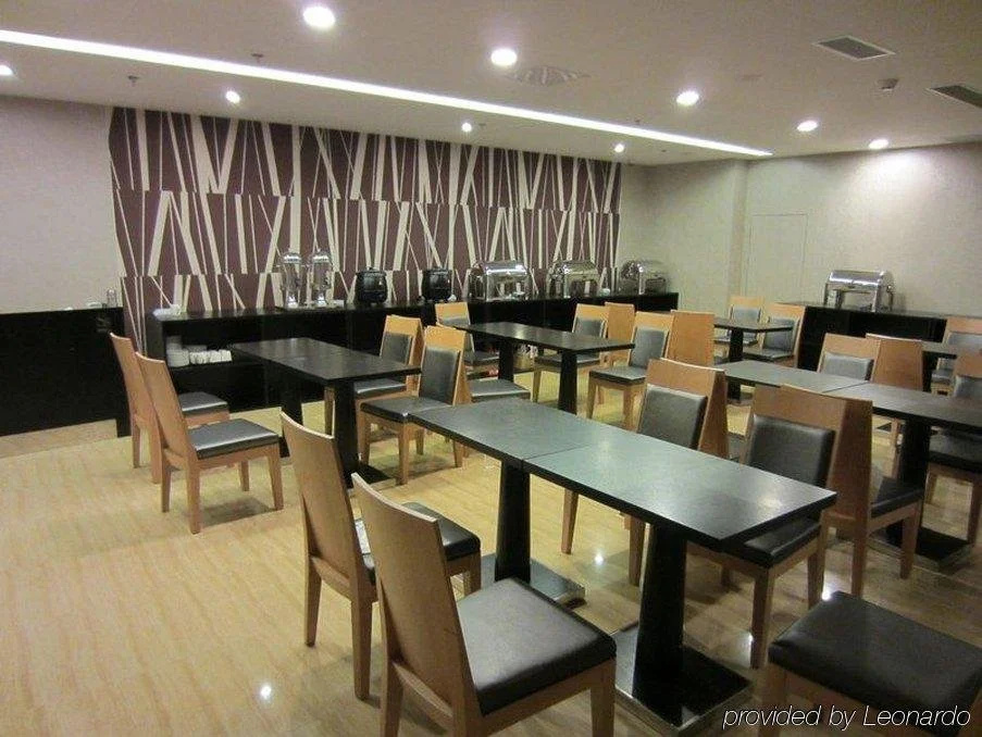 Food & Beverage