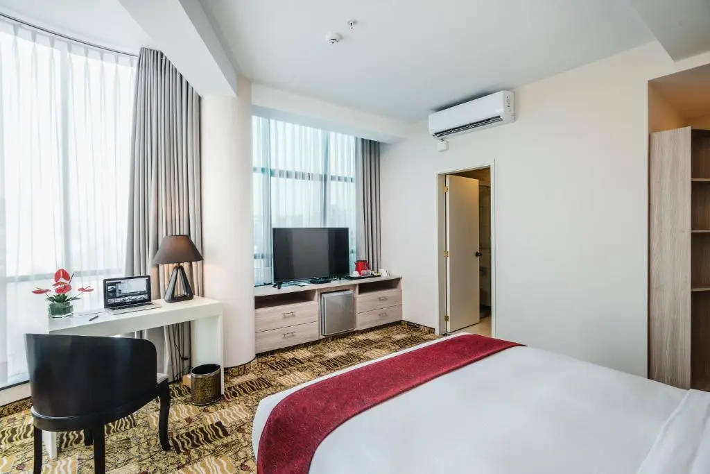 Superior Double room (full double bed)