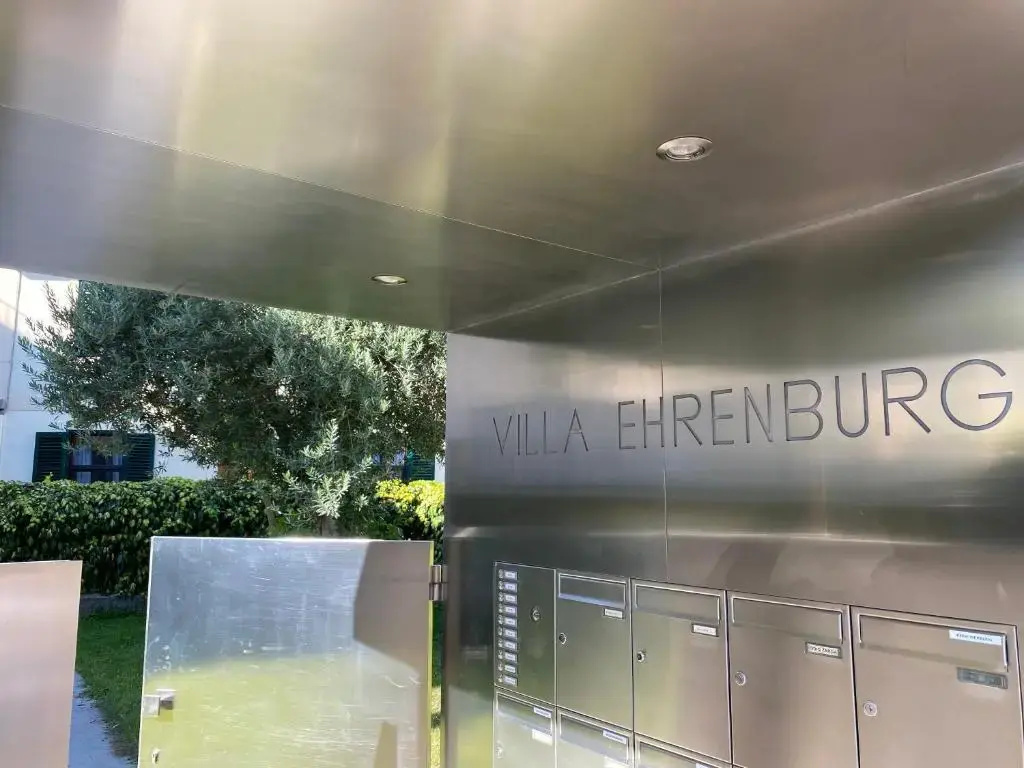 Villa Ehrenburg