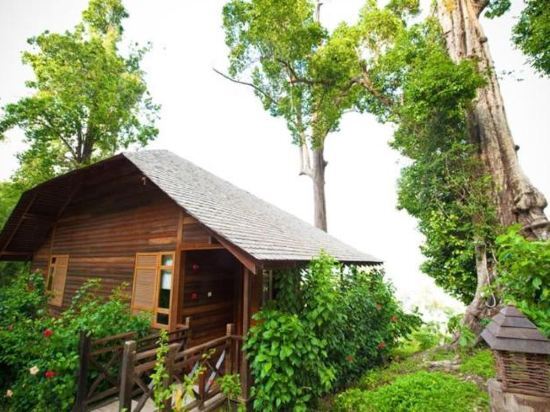 Bunga Raya Island Resort & Spa