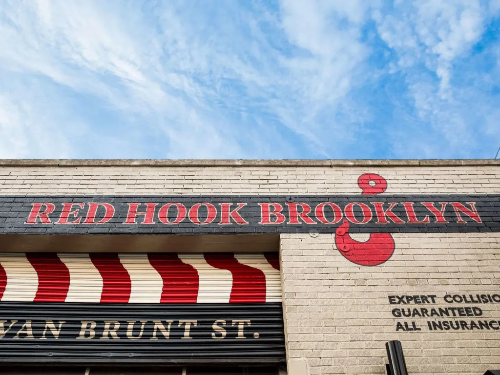 The Lodge Red Hook — фото