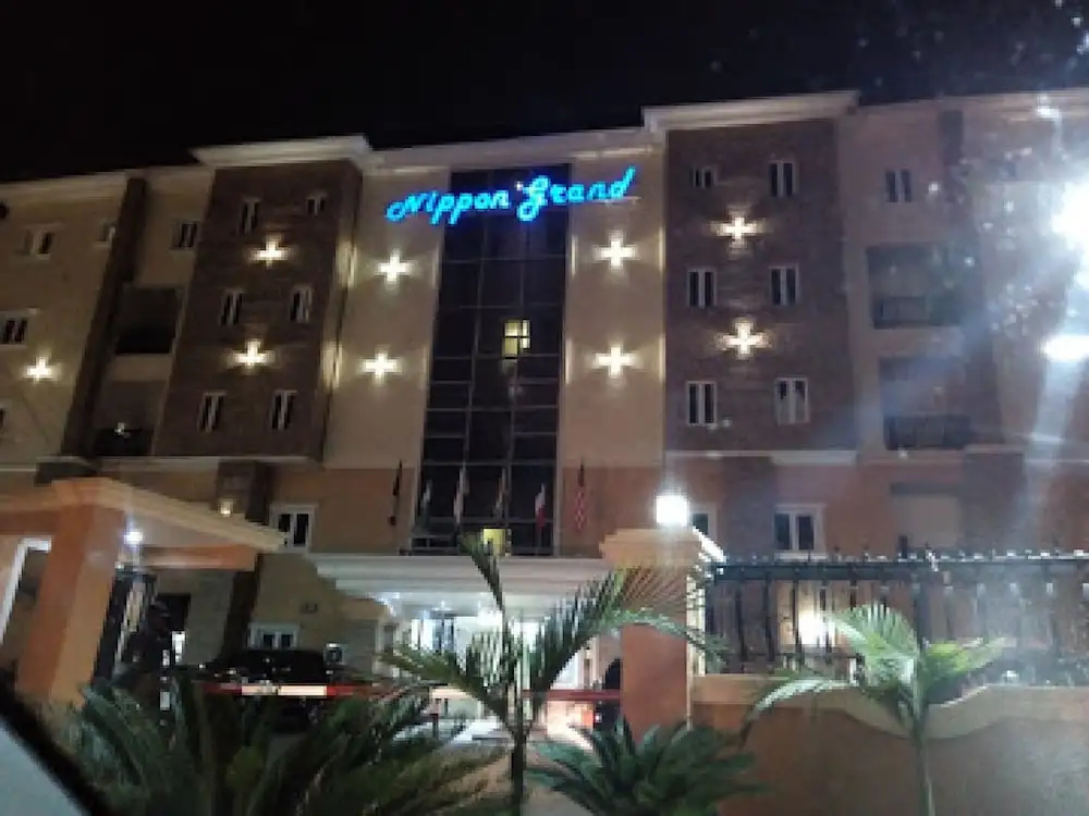 Room-nippon Grand Hotels - Apartment And