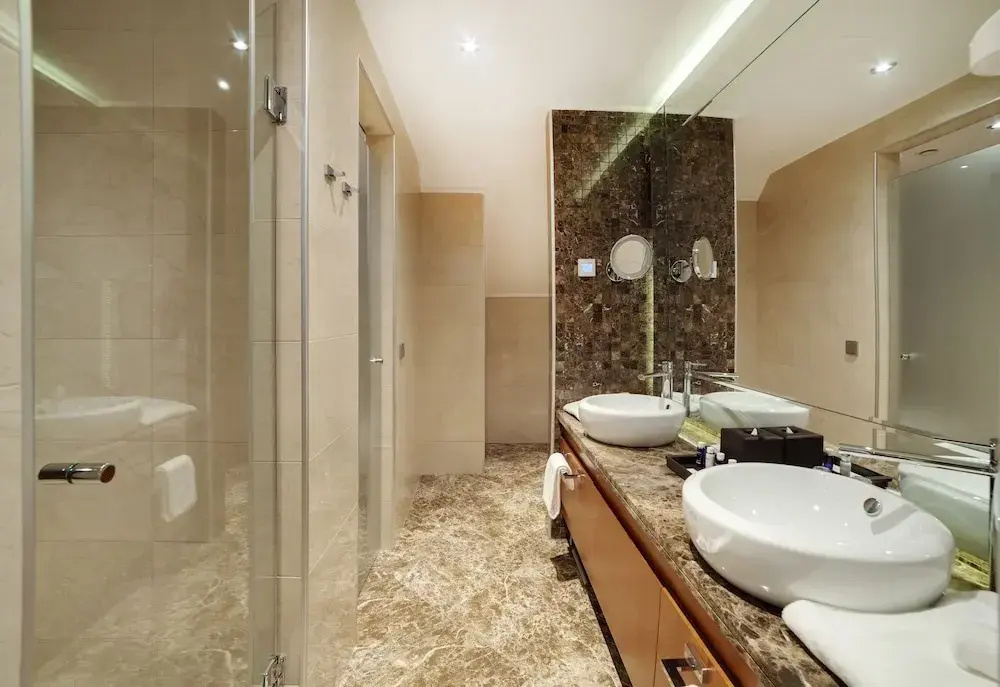 Hotel Crowne Plaza Borjomi by IHG - Chambres