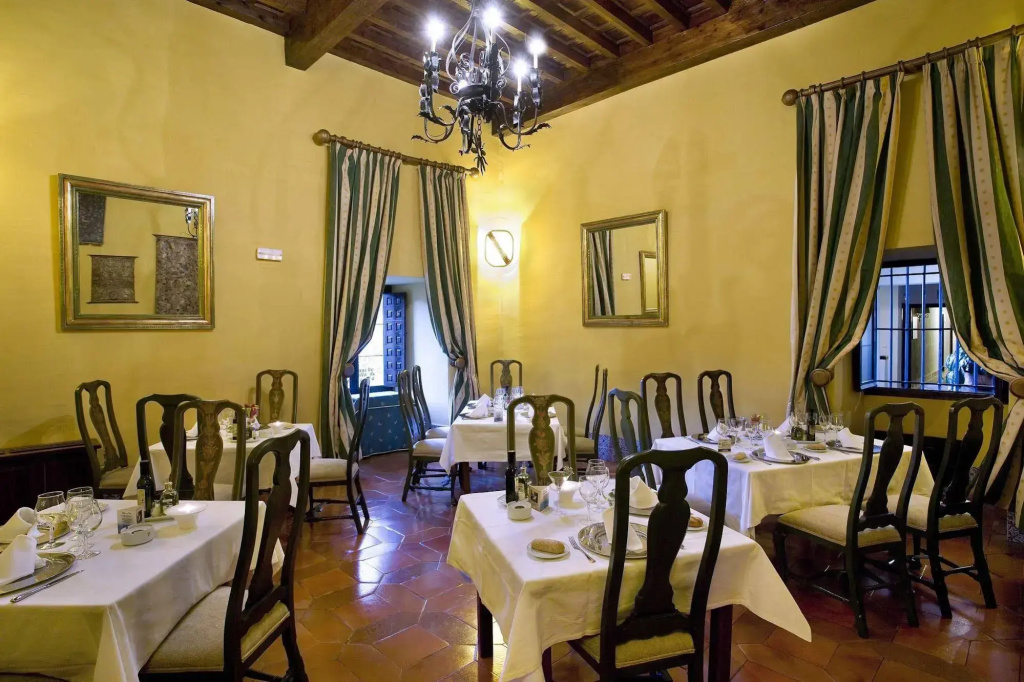 Parador De Jarandilla De La Vera - Général