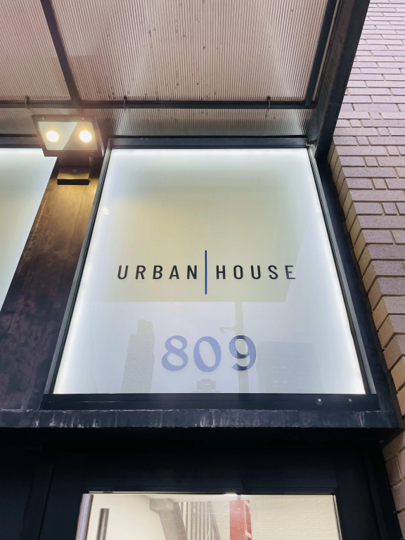 809-6a New 2BR With a Private Patio