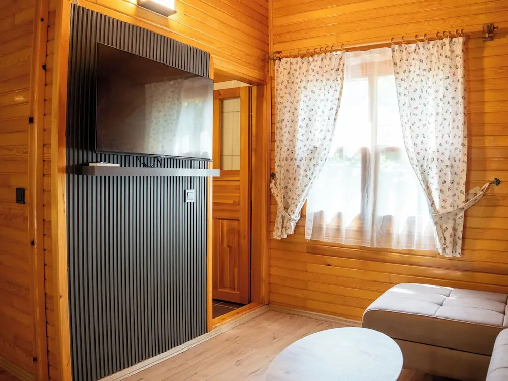 1 Bedroom Bungalow with balcony