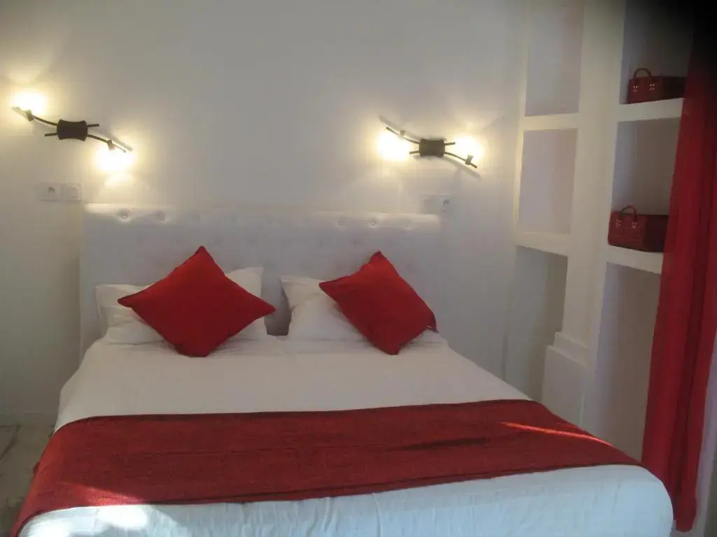Superior Double room (full double bed)
