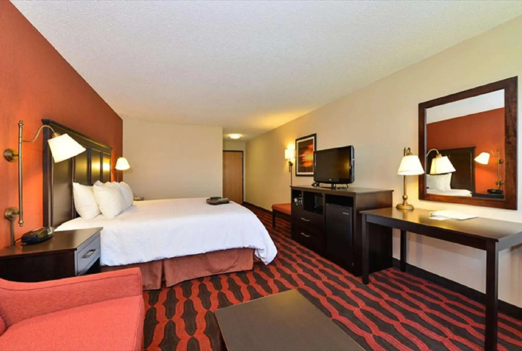 Standard Double room (full double bed)