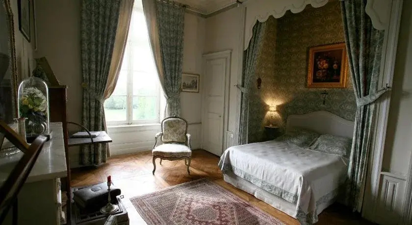 Voir la photo 2 — Château de Beaujeu