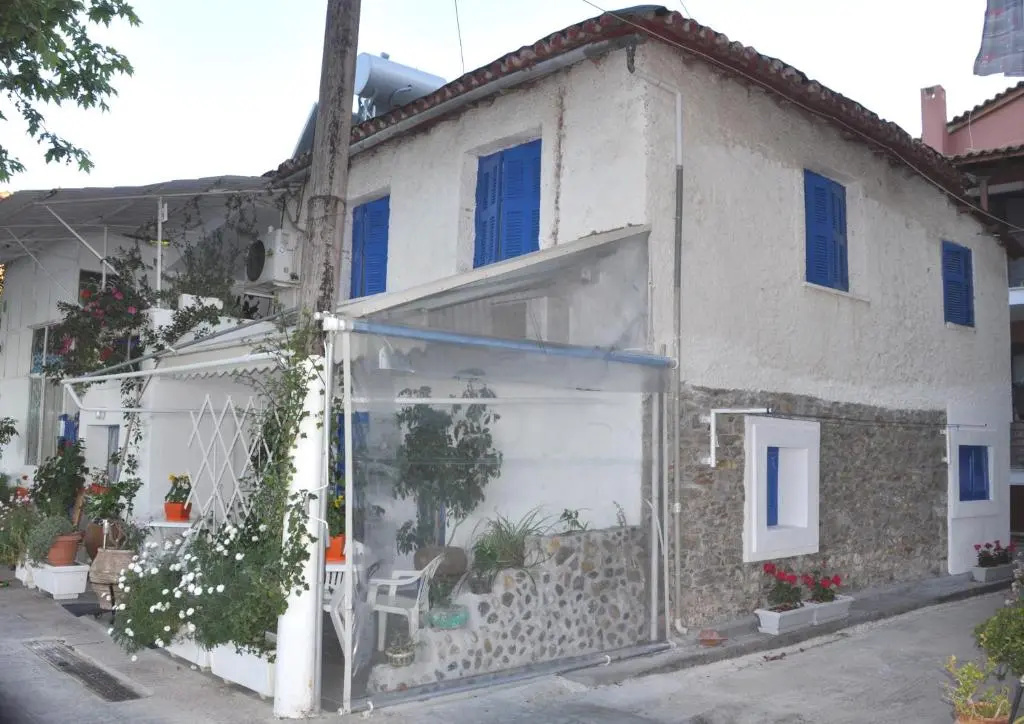 Casa Lela 3...Hydra