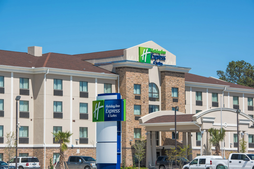 Holiday Inn Express & Suites Houston North - IAH Area by IHG