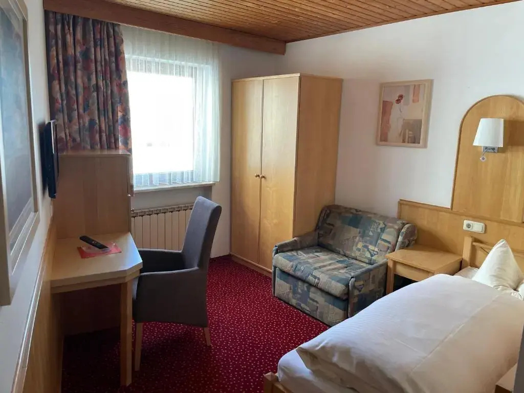 "Blauer Bock" Hotel-Garni - Bed & Breakfast - Chambres