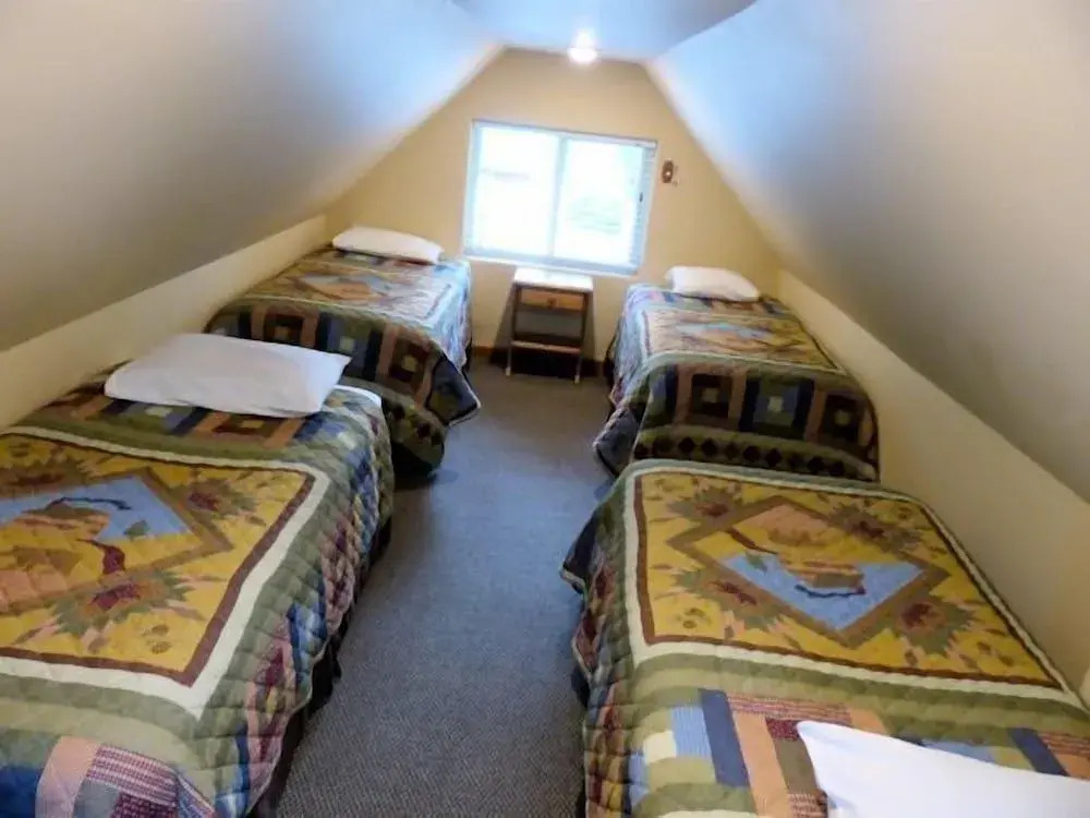 Chinook Wind Cabins by null