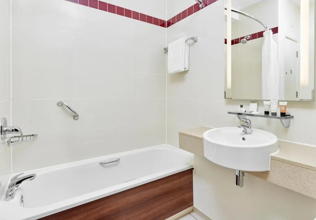 Leonardo Hotel Swindon - Chambres