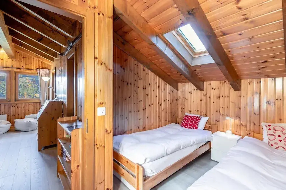 4 Bedrooms Chalet