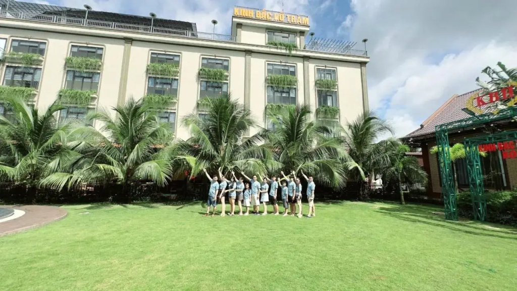 Huong Tuyet Motel