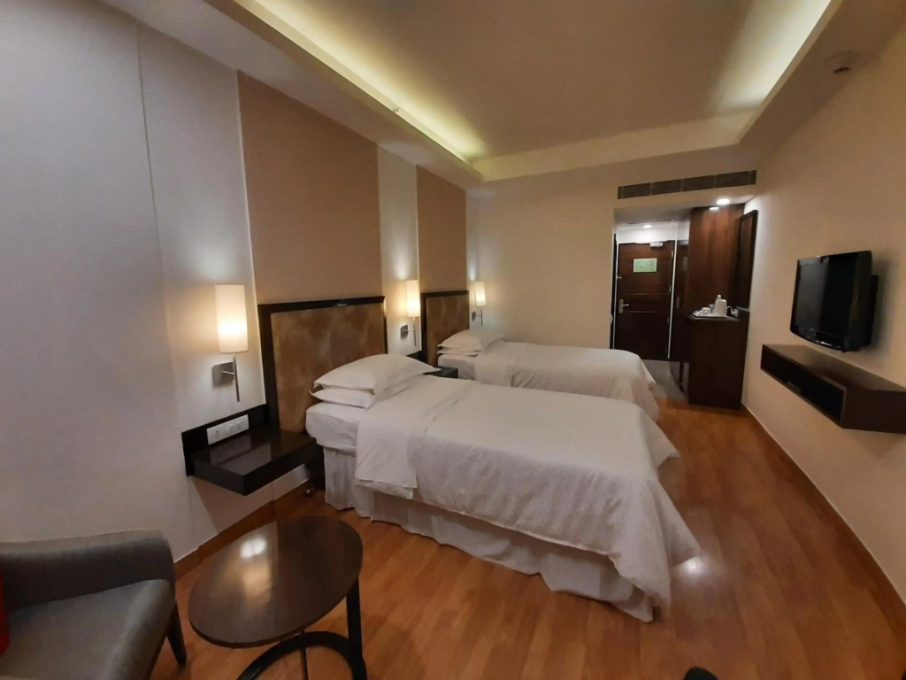 Four Points by Sheraton Vadodara - фото 3