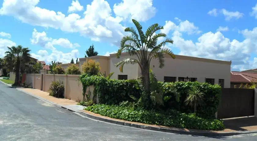 West Beach Breeze Boutique Self Catering Accommodation