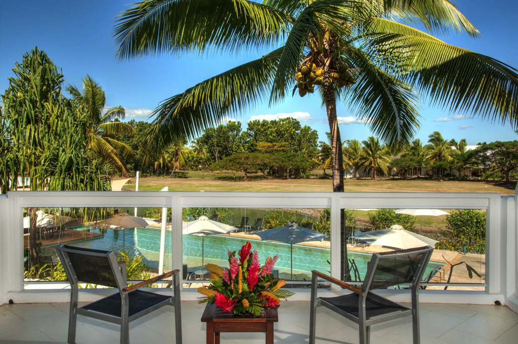 Beach & Waterfront