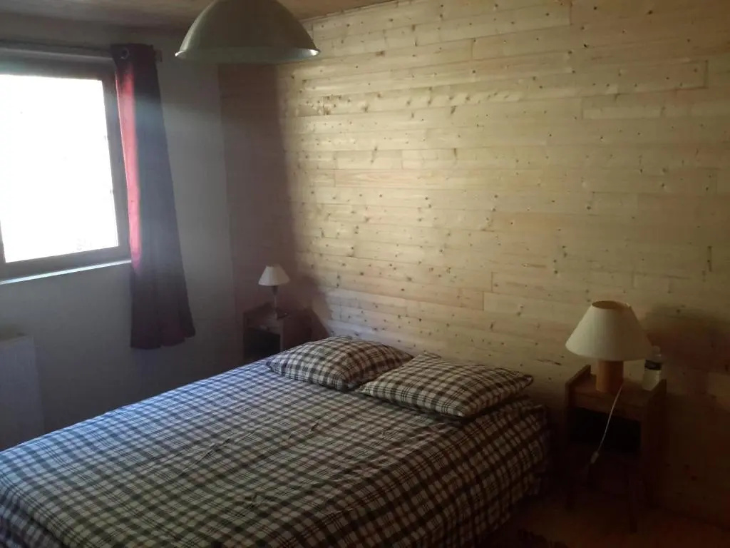 Standard Double room with land view (full double bed)