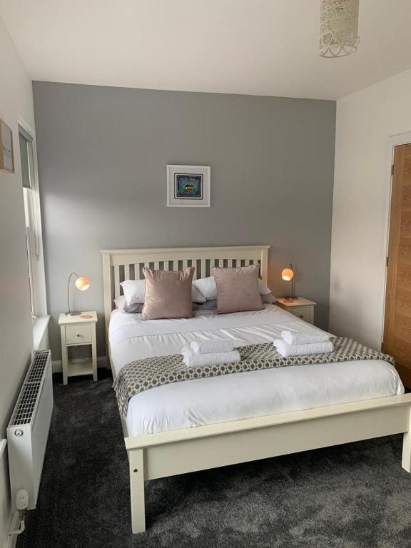 CAERNARFON Quality Townhouse