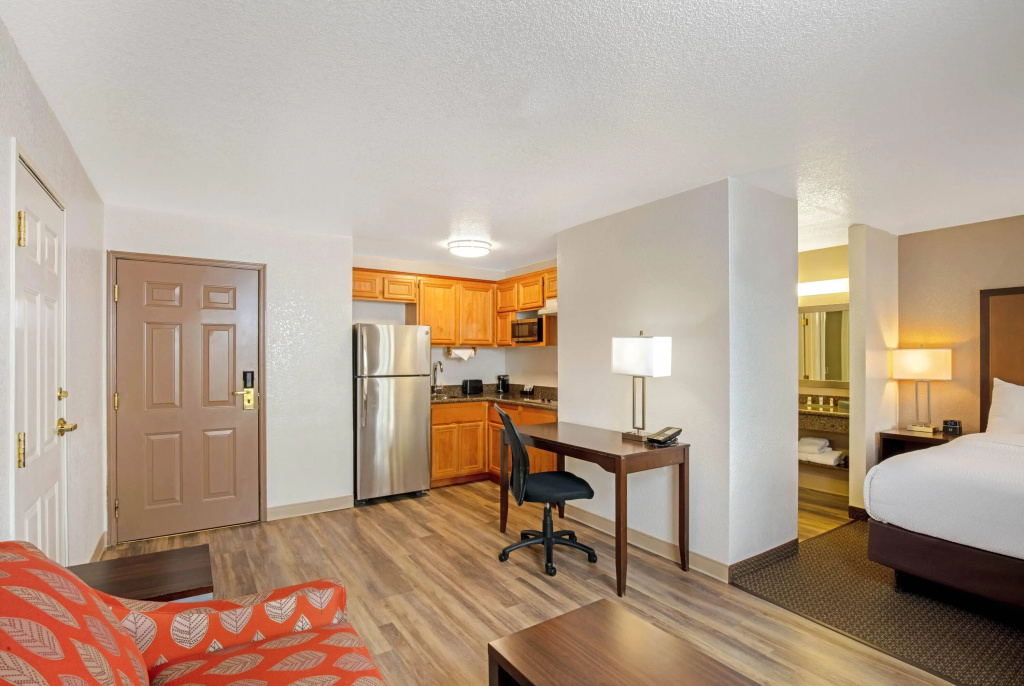 La Quinta Inn & Suites by Wyndham Las Vegas Red Rock - Général