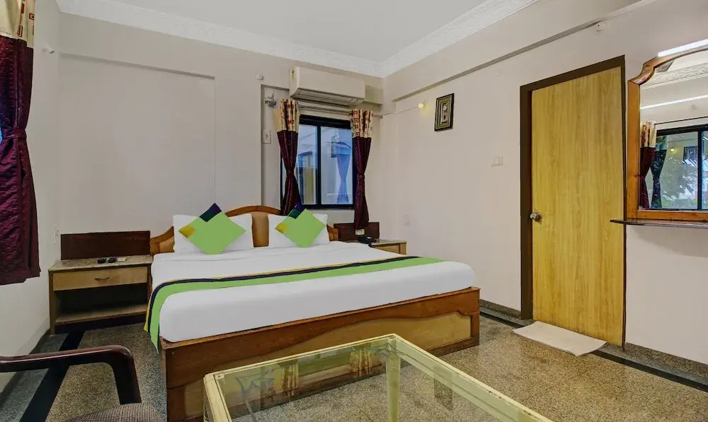 Standard room with balcony
