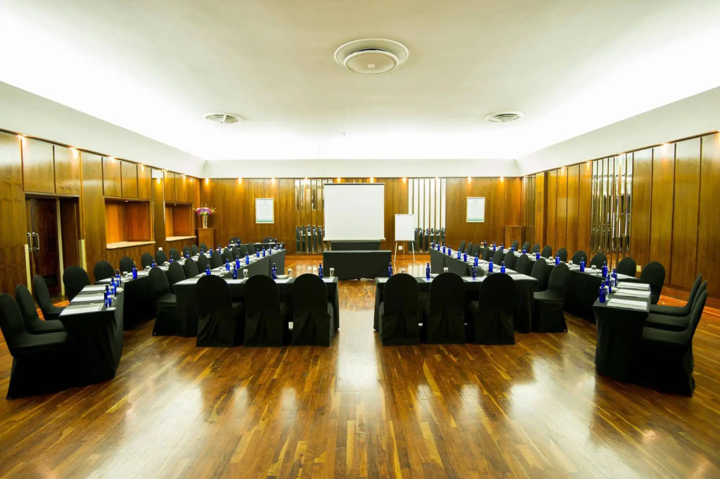 Sierra Burgers Park Hotel - Général