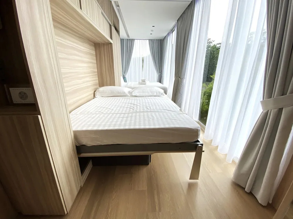 Balcony & Terrace