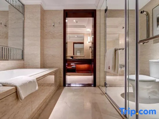 Люкс Business в Phoenix Hotel