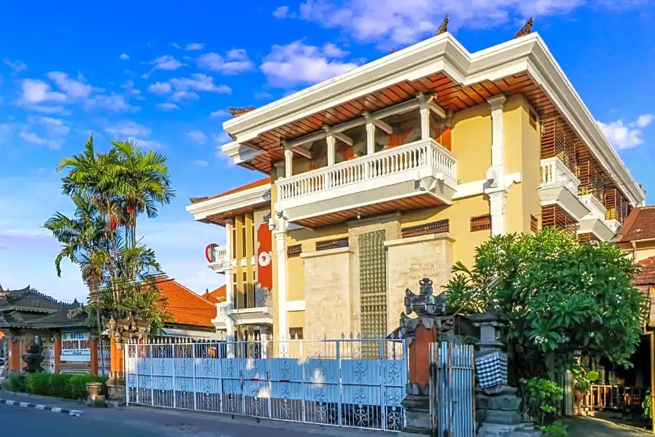 OYO 1952 Hotel Dewata IndahNearLumintang Park