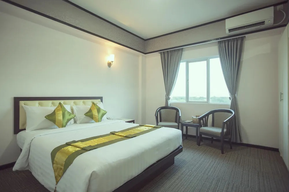 Platinum River View Hotel - Général