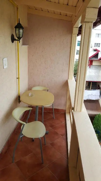 Pensiune Restaurant Avangarde - Chambres